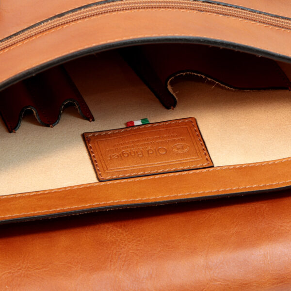 Cartella in pelle con fibbie. Marrone Coloniale - immagine 7