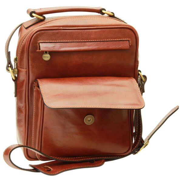 Borsa a tracolla con tasca frontale. Marrone - immagine 4