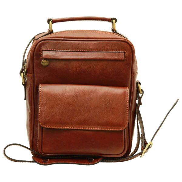 Borsa a tracolla con tasca frontale. Marrone