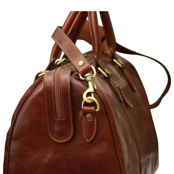 Borsa da viaggio con tracolla. Marrone - immagine 4