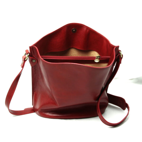 Borsa a tracolla in pelle. Rosso - immagine 6