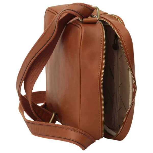 Messenger in pelle con chiusura a zip (Piccola). Marrone Coloniale - immagine 5