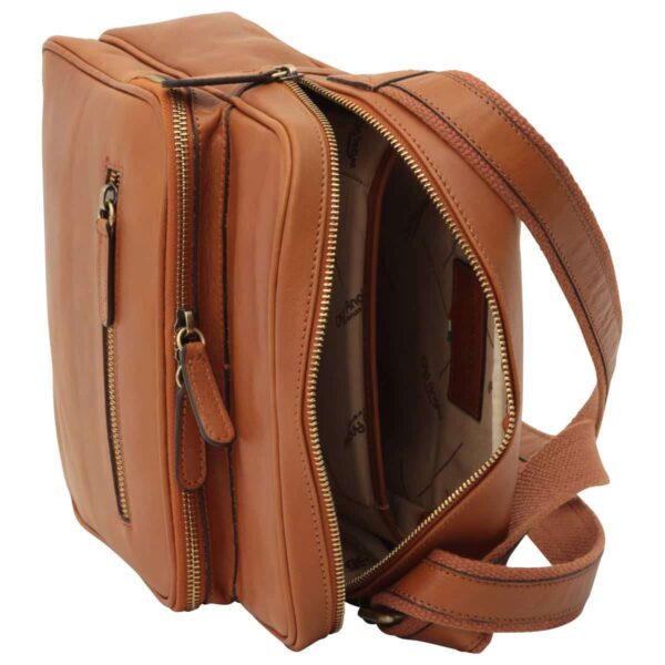 Messenger in pelle con chiusura a zip (Piccola). Marrone Coloniale - immagine 6