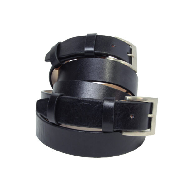 Cintura piatta in pelle. Nero - immagine 3